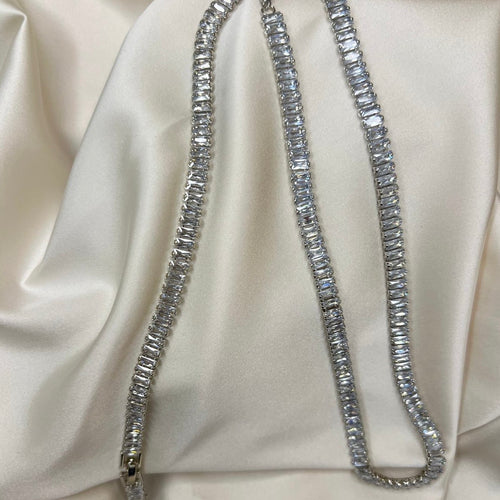 Baget Taşlı Su Yolu Gümüş Görünümlü Çelik Kolye & Bileklik Set