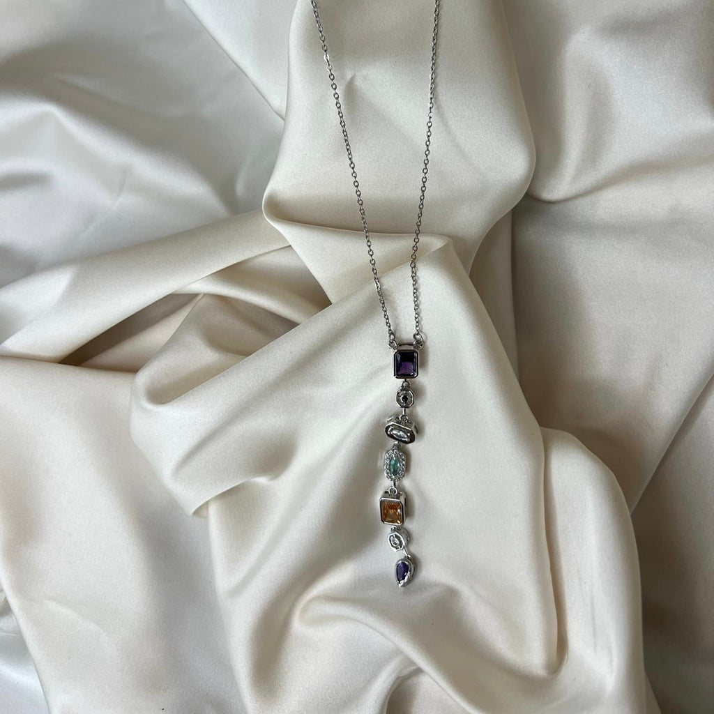 Renkli Chakra Taşlı Gümüş Görünümlü Çelik Kolye