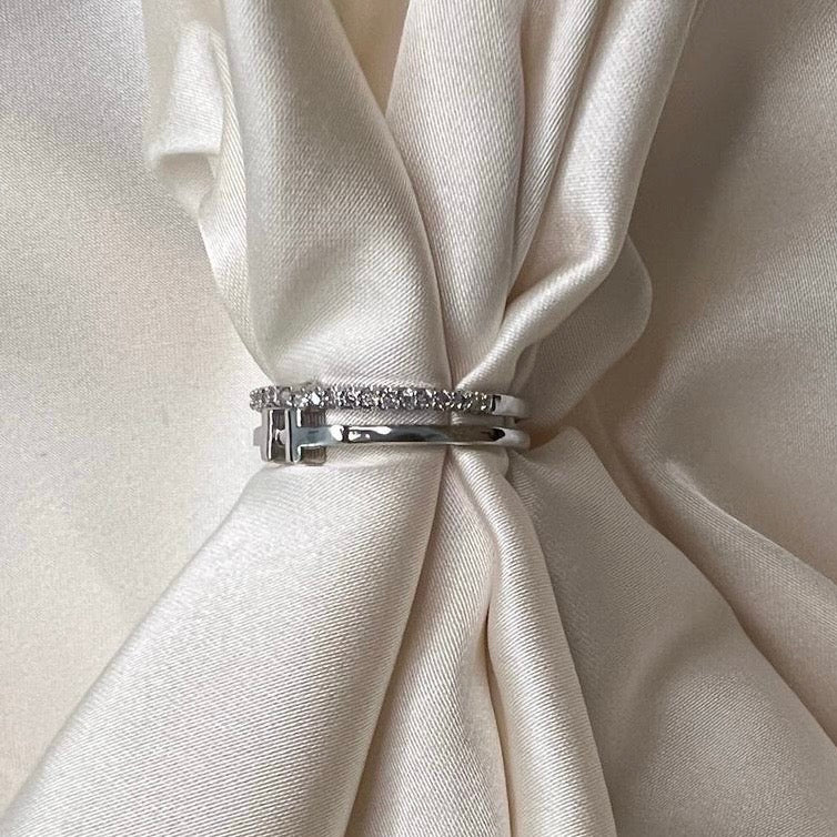 Çift Sıralı H Taşlı Gümüş Görünümlü Çelik Yüzük